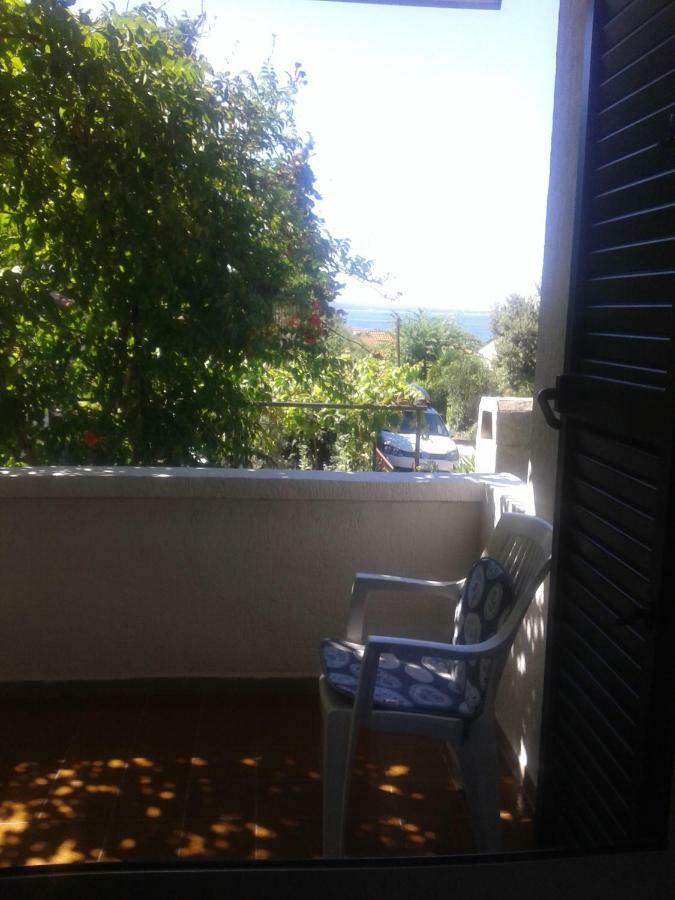 Apartment Milka Petrčane Kültér fotó