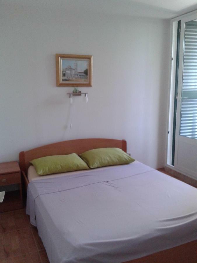 Apartment Milka Petrčane Kültér fotó