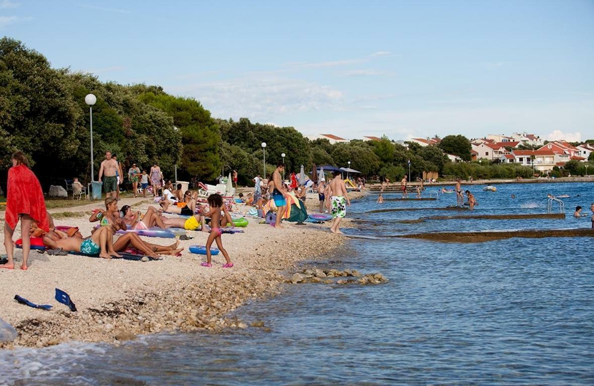 Apartment Milka Petrčane Kültér fotó