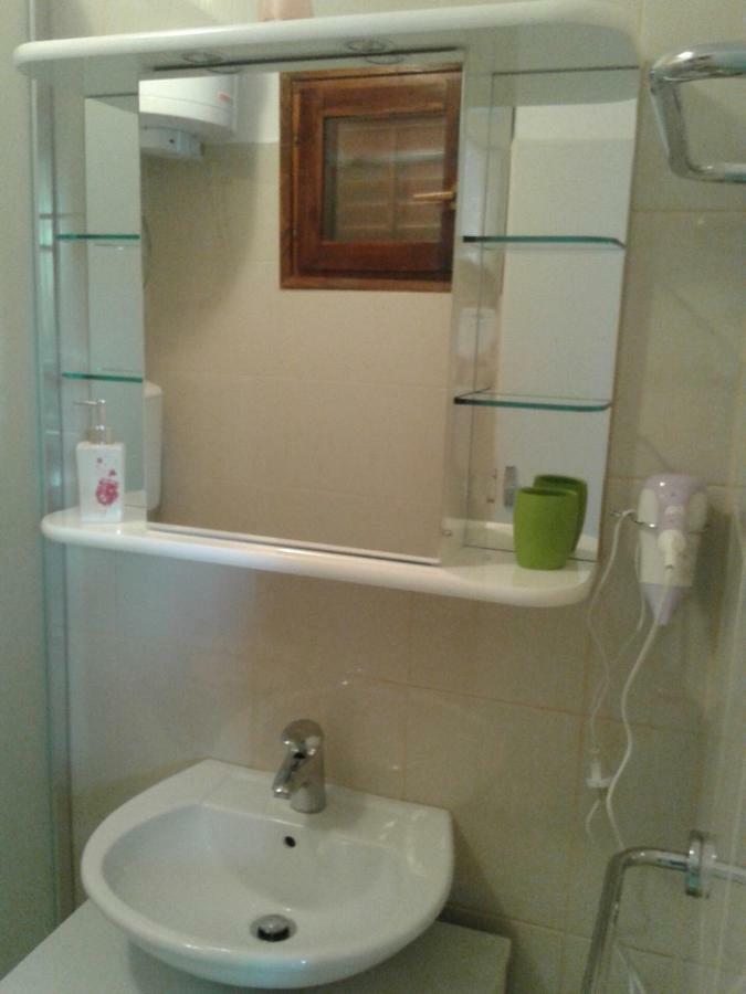 Apartment Milka Petrčane Kültér fotó
